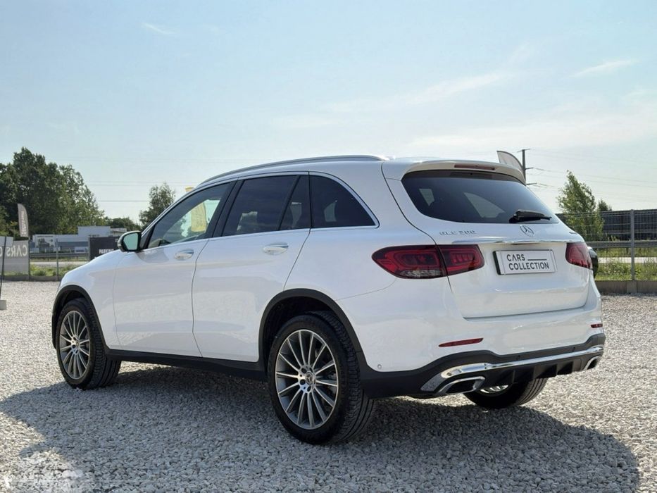 Mercedes GLC do Ślubu – Luksusowy Przejazd