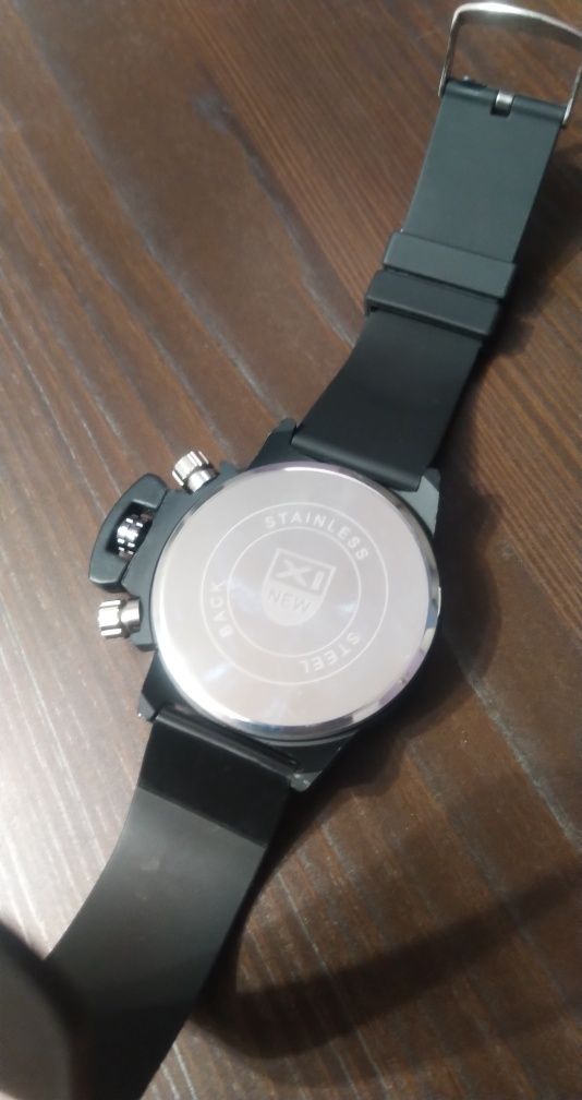 Zegarek militarny Xinew nowy duży