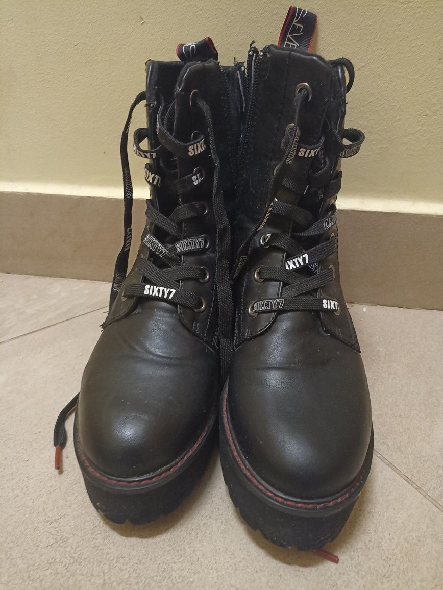Nowe buty Sixty7 39
