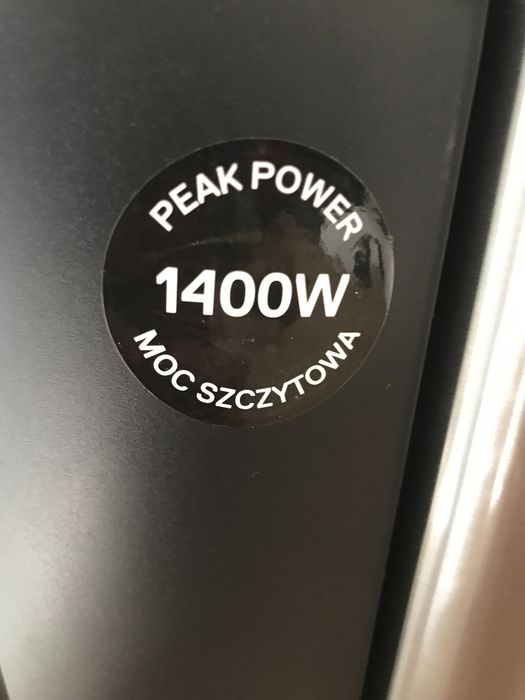 Sokowirówka Home Kraft Vitamine moc 1400