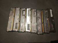 32gb ram w 8 kostkach, można kupować w mniejszej ilości ale parzyście.