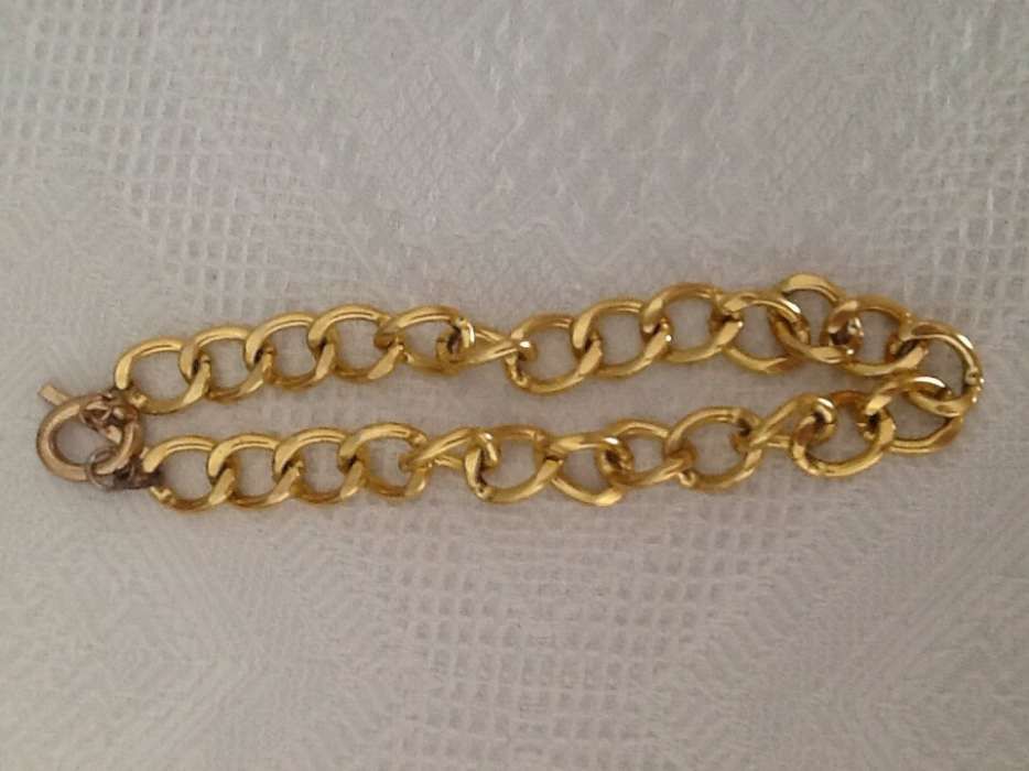 Colar dourado