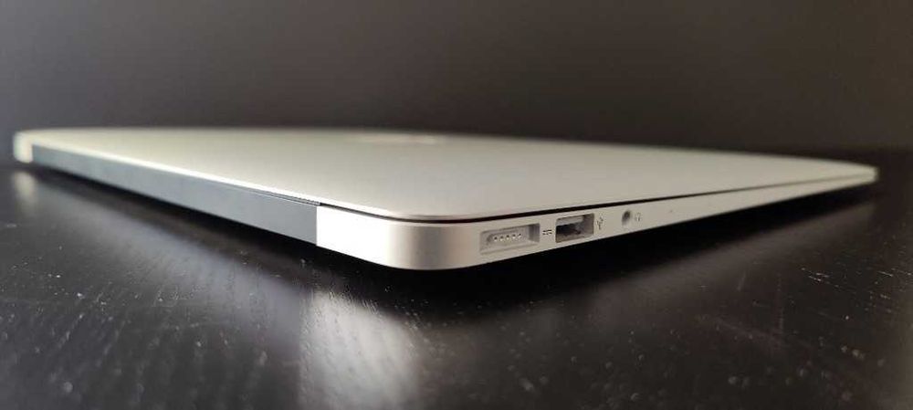 MacBook Air 2015 13" Intel Core i5 8GB/128GB