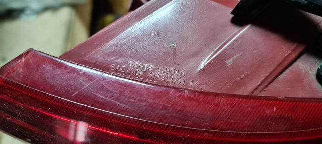 Kia Sedona 2016 Фонарь задний правый наружный 92402A9010