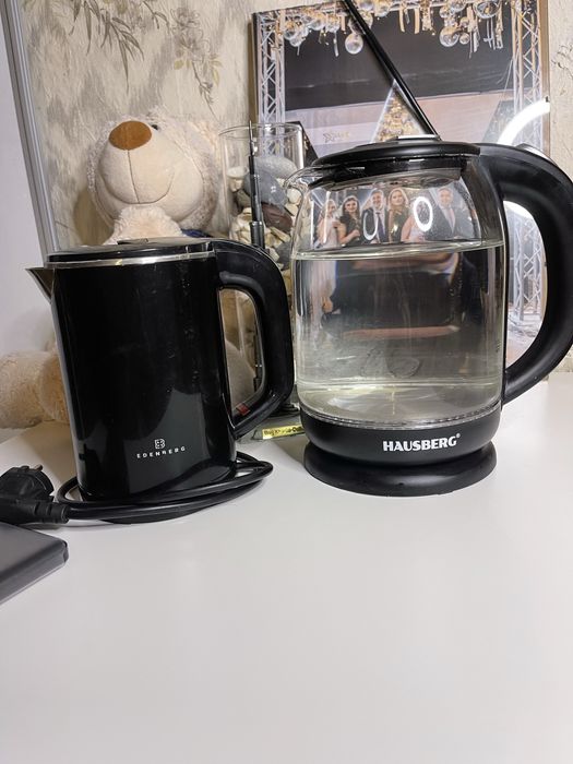 Електрочайник Edenberg 600 мл черный