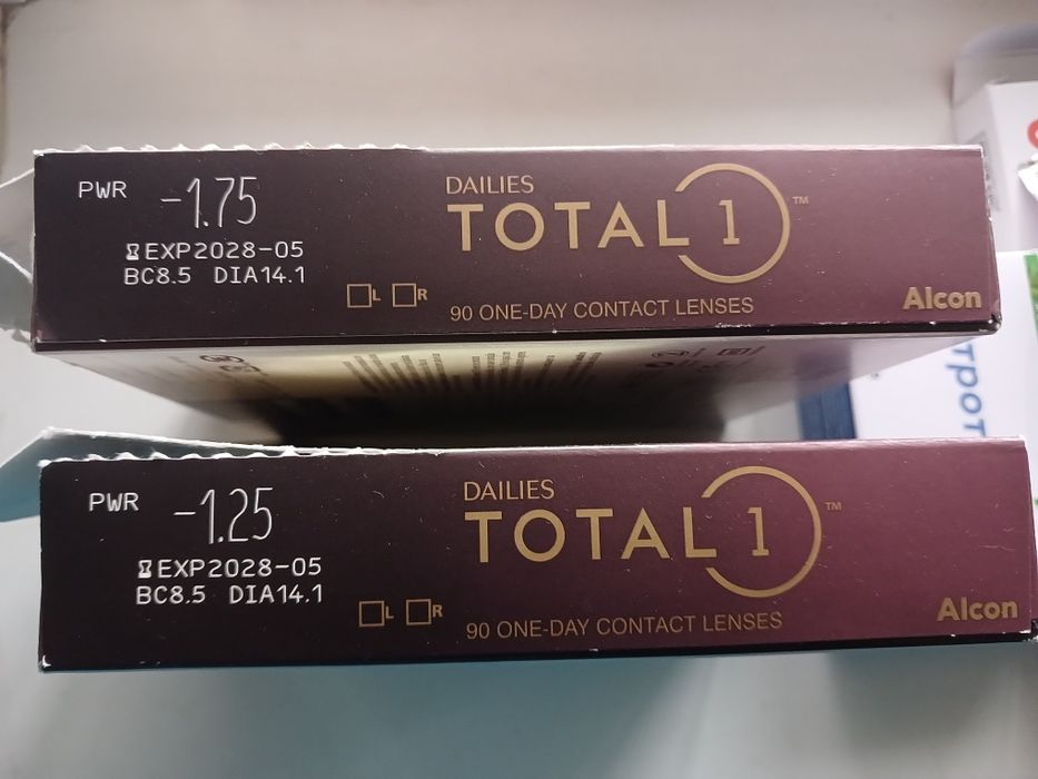 Одноденні лінзи Dailies Total 1, -1,25 (16 штук)