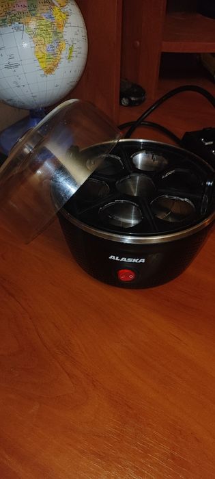 Яйцеварка ALASKA в хорошем состоянии!