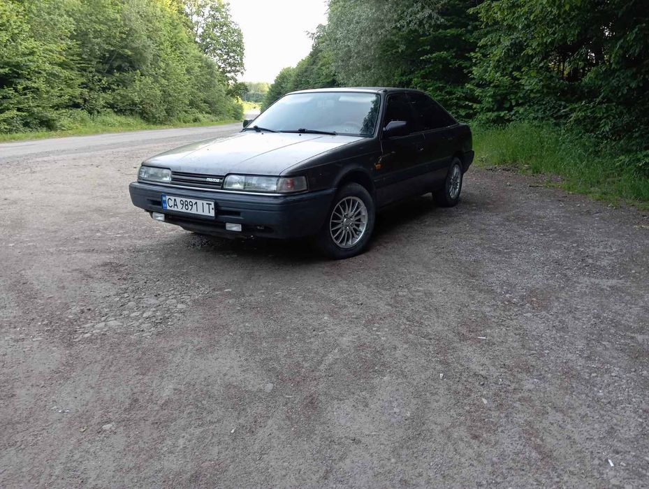 Продам машину MAZDA 626 або обміняю на інше авто