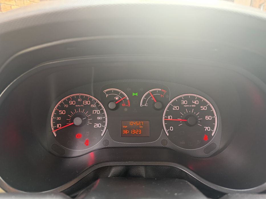 Fiat Doblo 1.4 16V ACTIVE mały przebieg