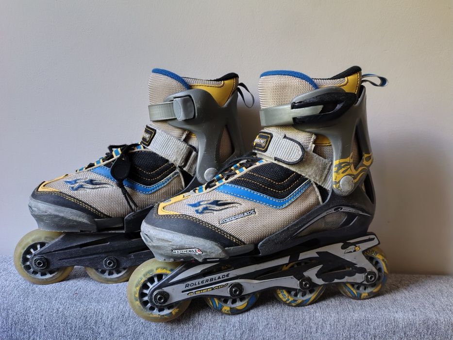 Rolki Rollerblade 32-37 + ochraniacze