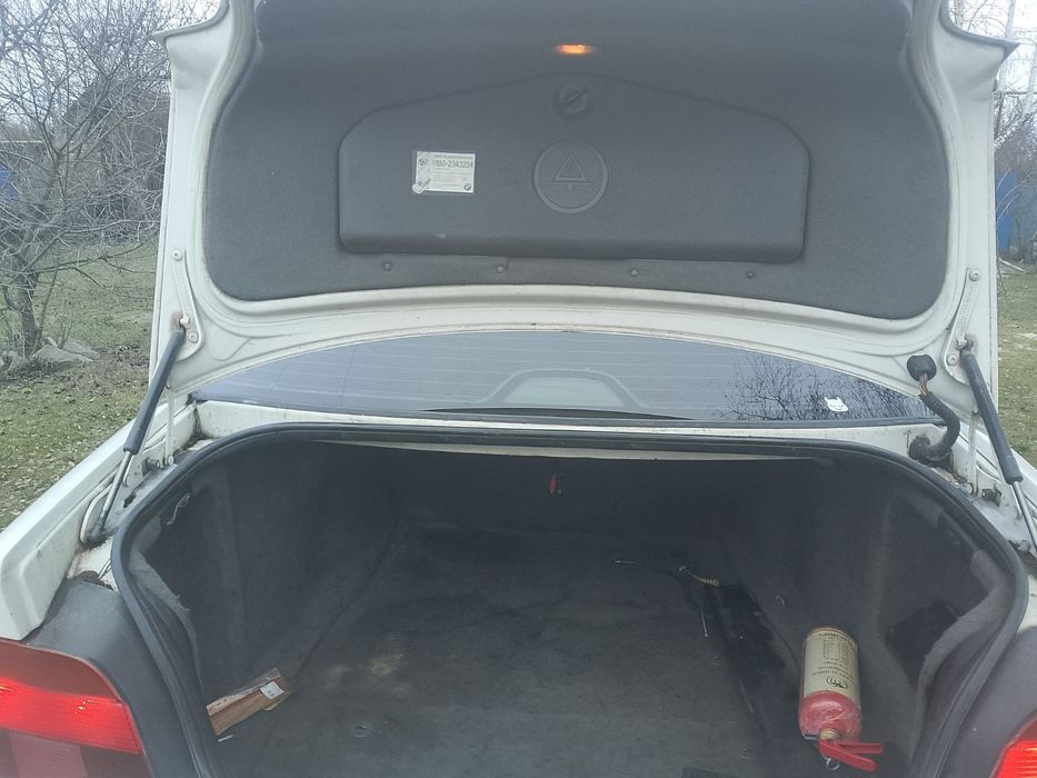 Продам гарну BMW E39