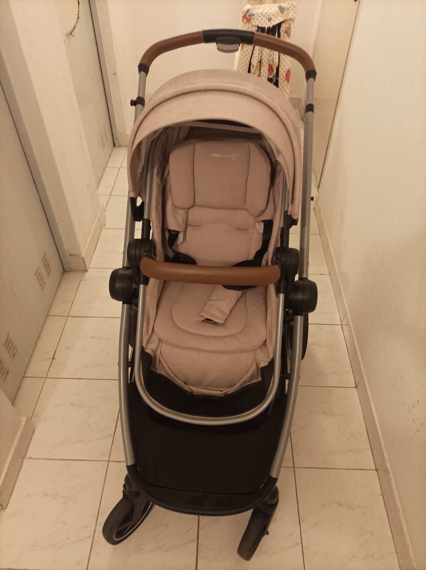 Conjunto ovo + Carrinho para bebê BRITAX ROMER da Bebeconfort*