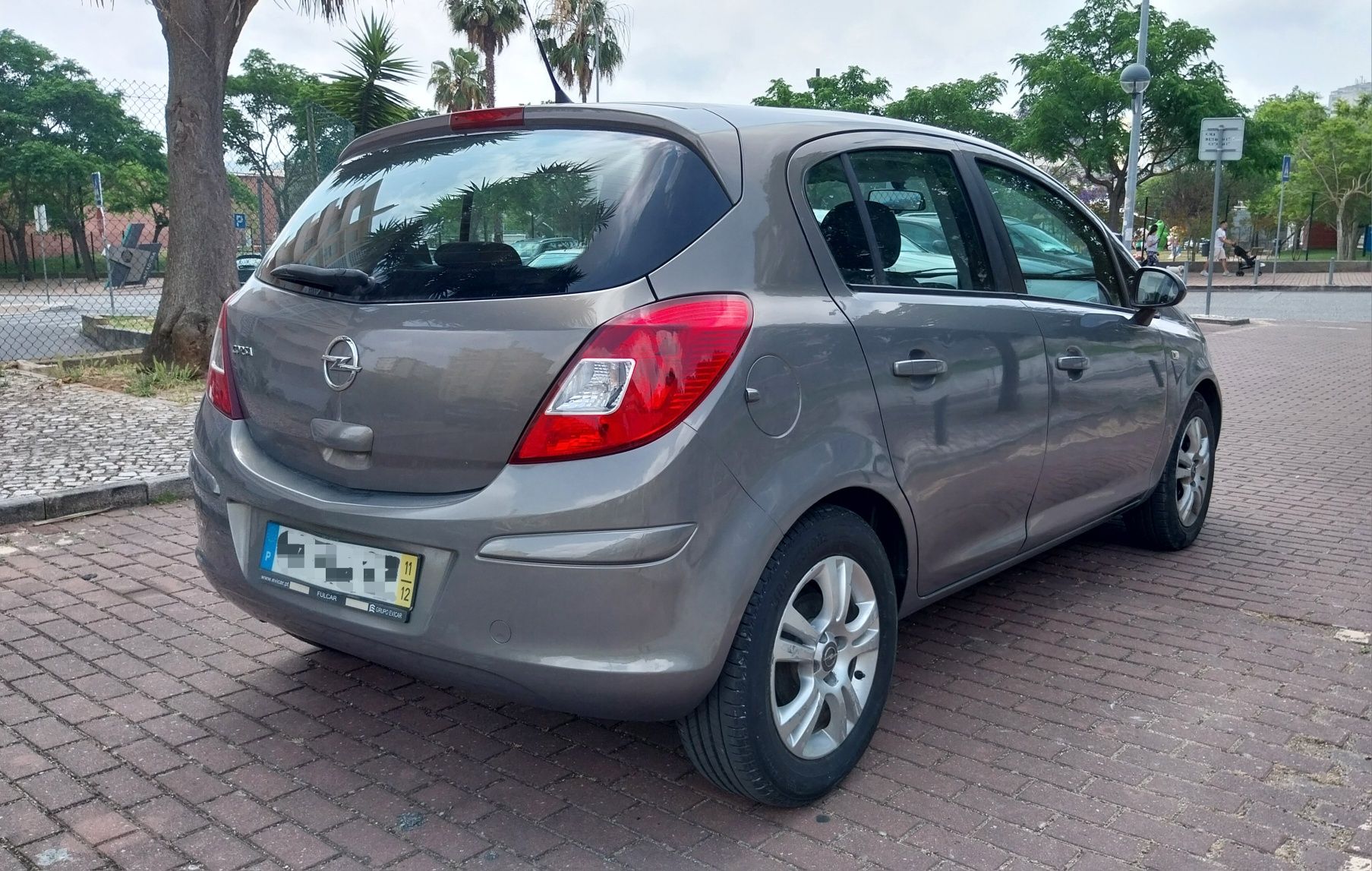 Opel Corsa 1.2i-16v 5p 2011