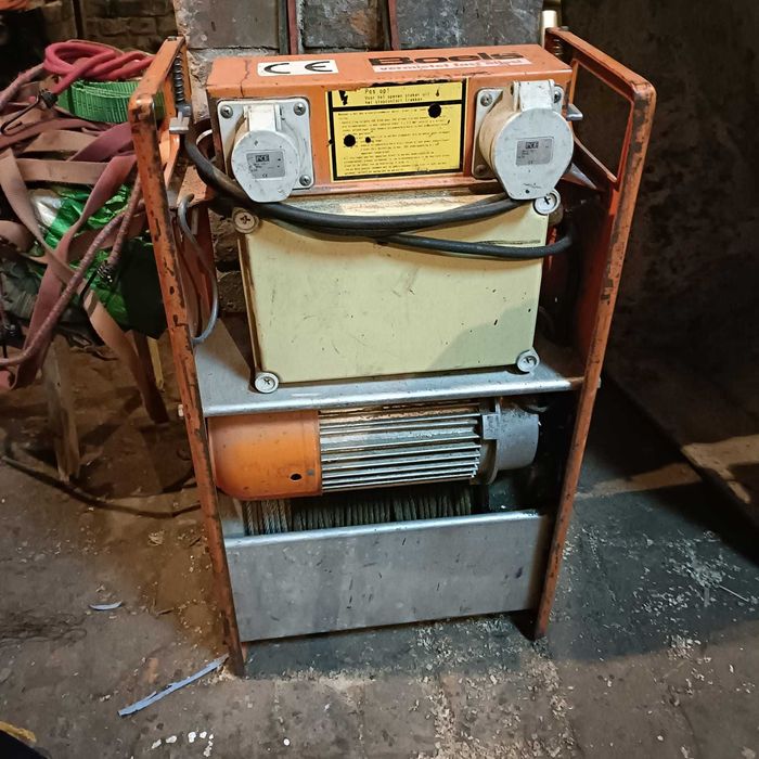 Winda Geda Comfort w komplecie z dodatkowym napędem Geda Lift. 27mb