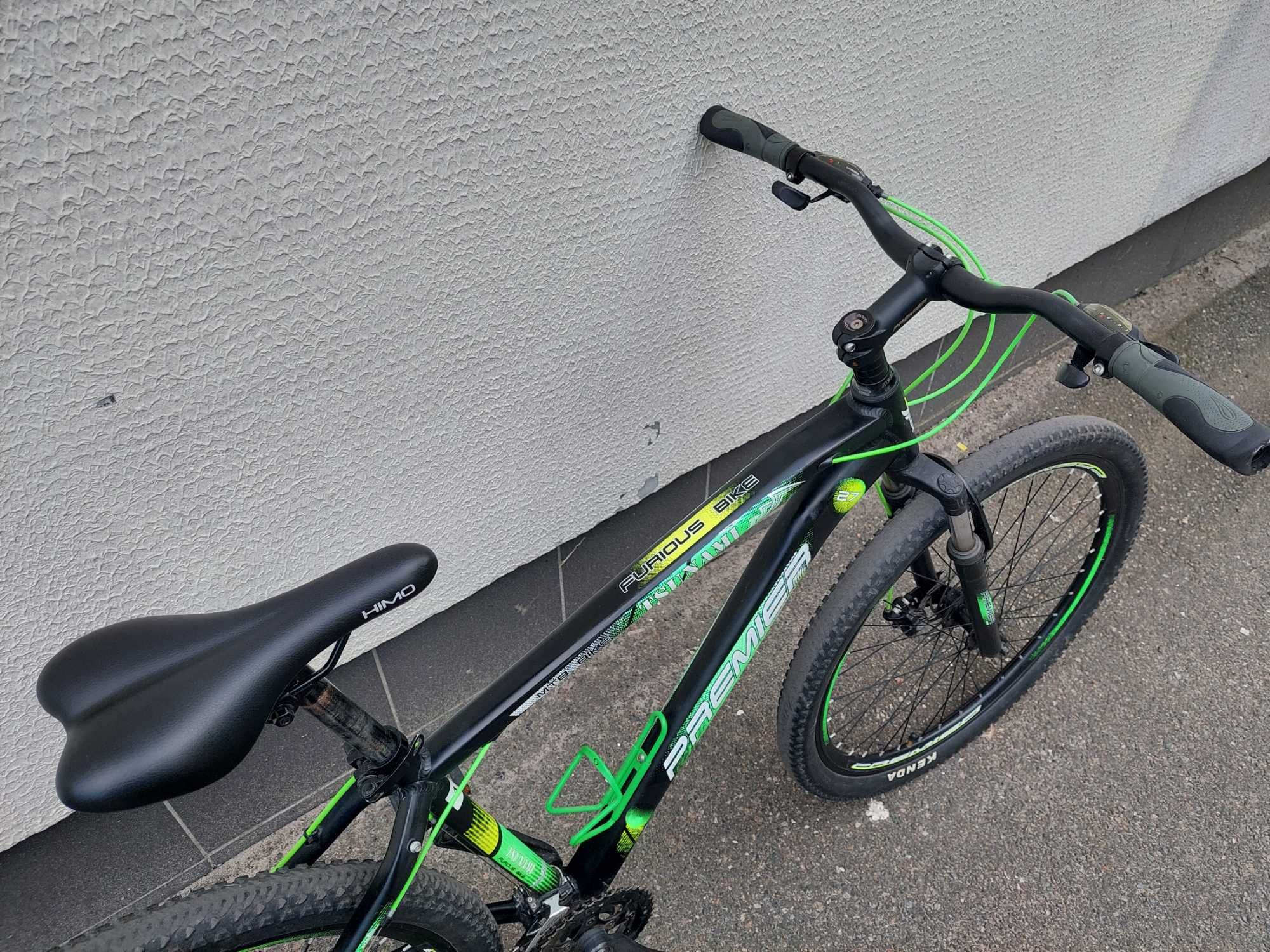 Велосипед 27.5 колеса. Рама 18". Алюминиевый Premier Disc