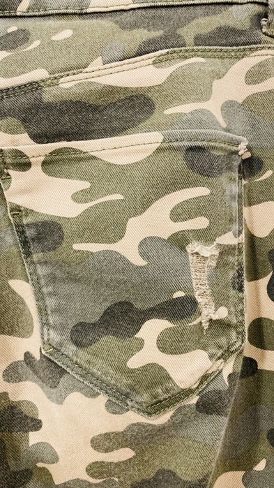 Spodnie moro C&A clockhouse