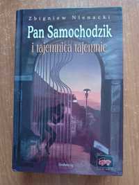 Pan Samochodzik i tajemnica tajemnic. Zbigniew Nienacki