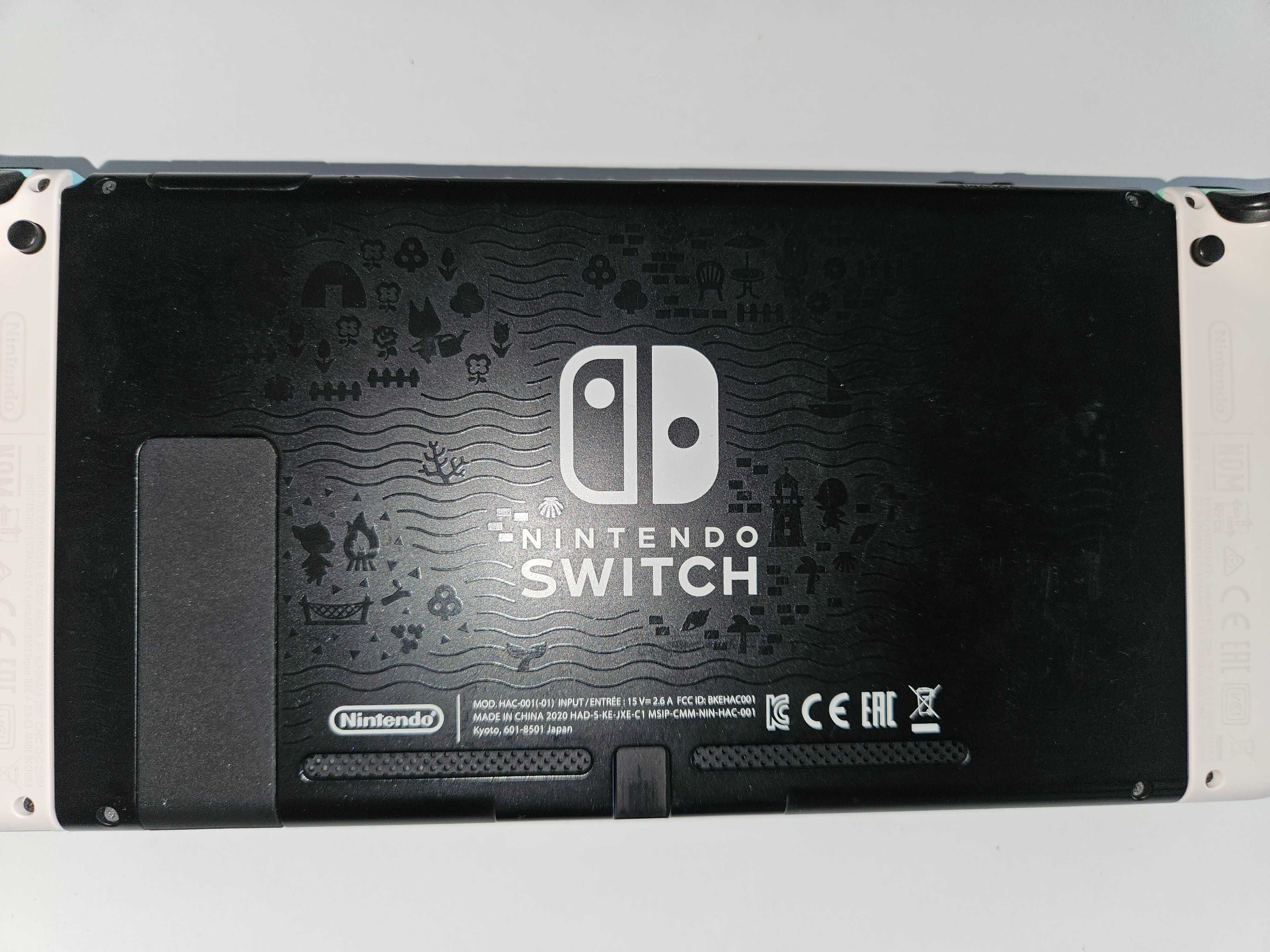 Nintendo Switch Animal Crossing Edition + Fifa 22 i Akcesoria