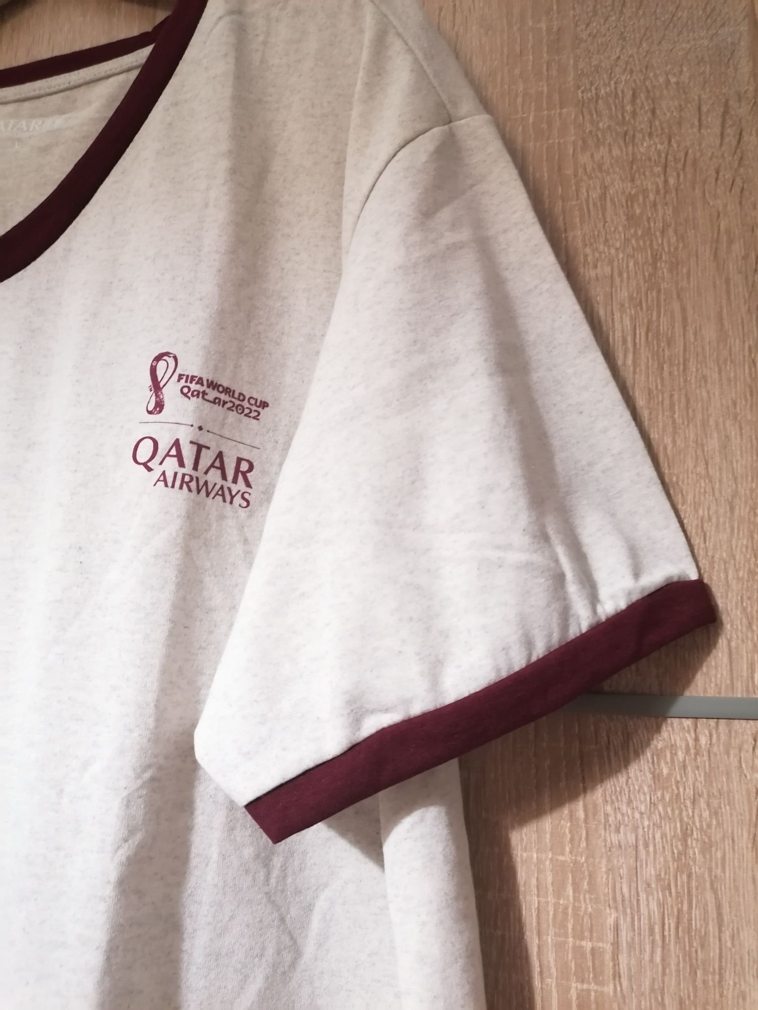 T-shirt em algodão tam L dos jogos Fifa World Cup 2022,  Qatar Airways