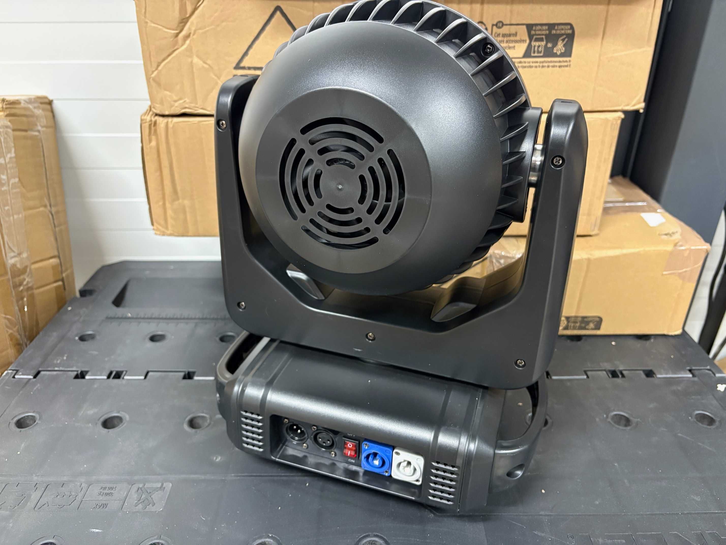 UKING Głowa ruchoma WASH DJ 36x10W RGBW Zoom Beam Wash DMX512 ZQ02253