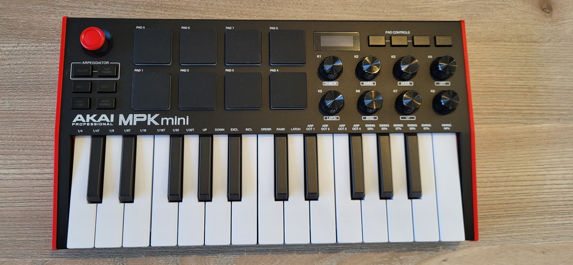 Konsola Akai MPK mini