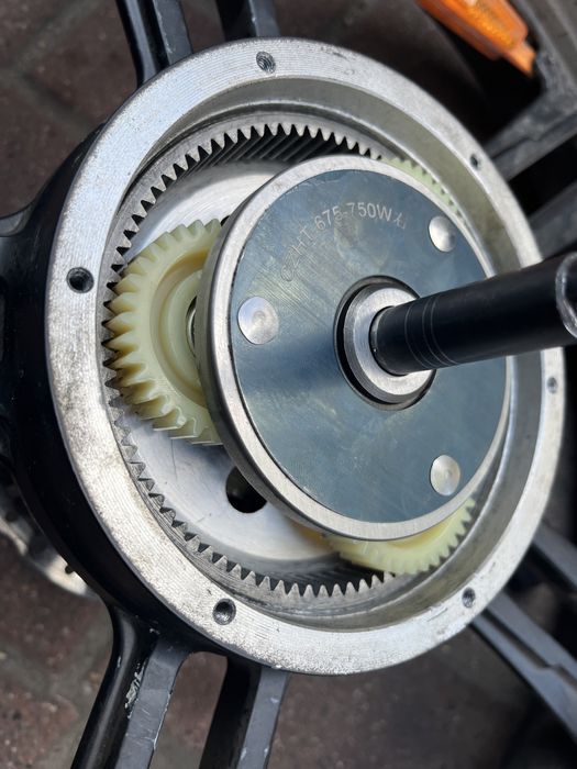 DOSTEPNY 24/7  WYMIANA ZĘBATEK do silników e bike.Serwis silników.