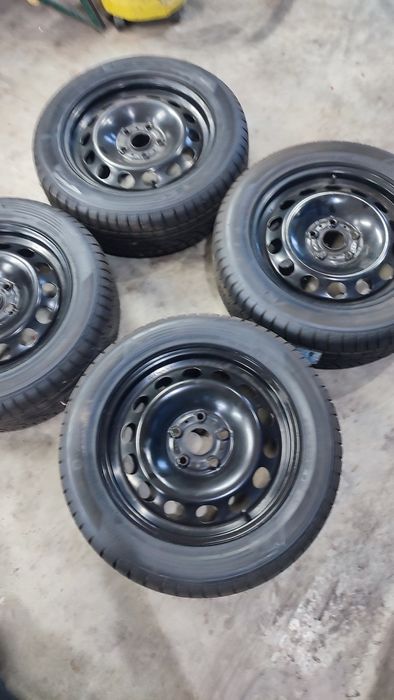 felgi stalowe Jak nowe  R16 oryginalne 5 x 112 et 38