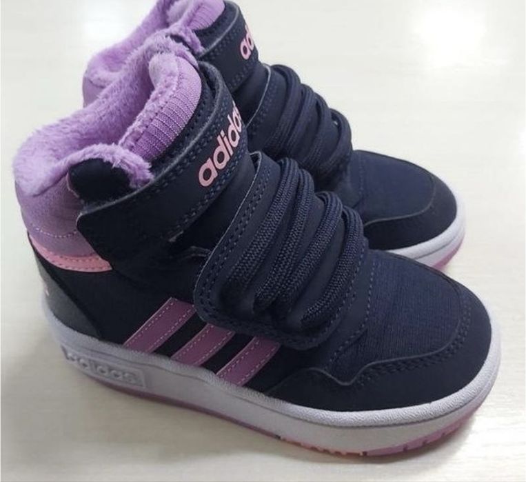 Черевики adidas  чоботи розмір 25