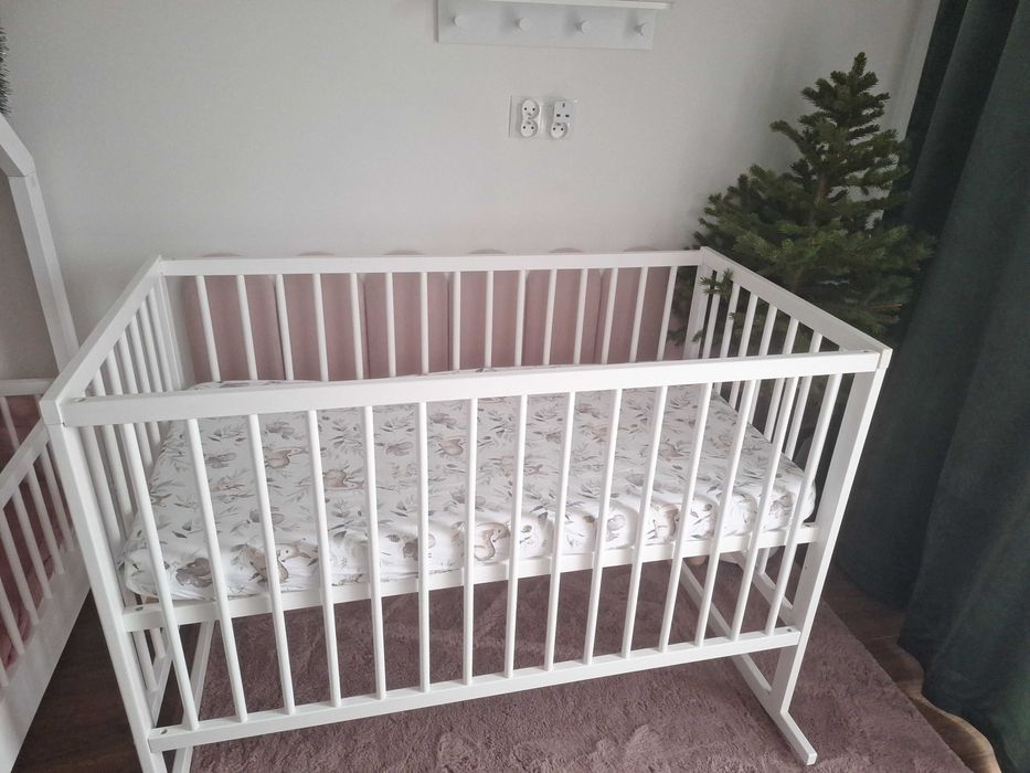 Łóżeczko-Kołyska z materacem i dodatkami