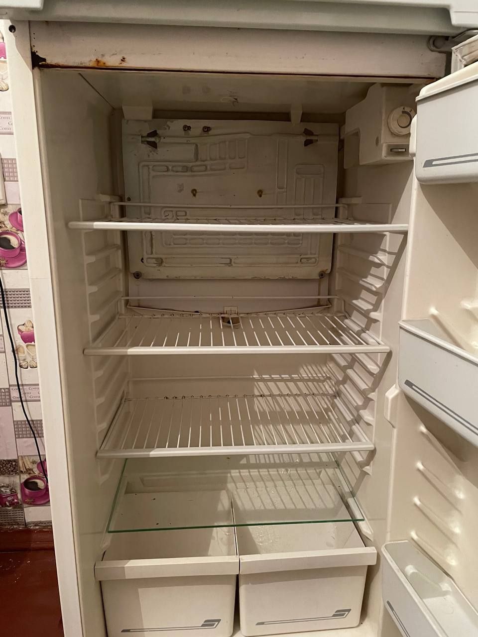Продам холодильник в гарному стані.