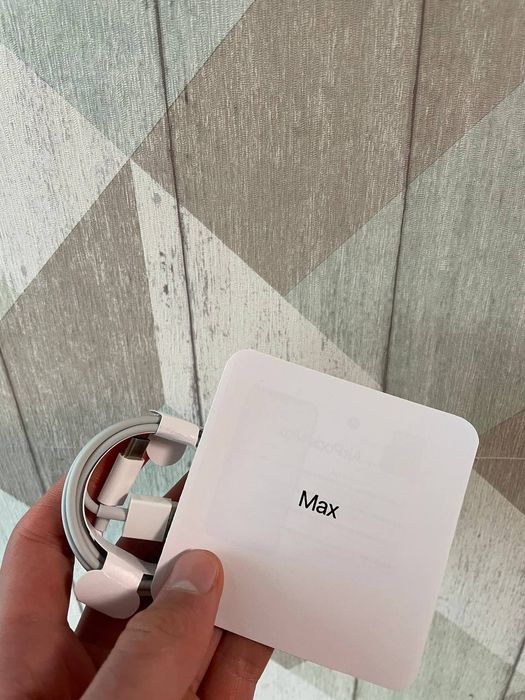 AirPods Max 2 — повнорозмірні навушники з активним шумозаглушенням