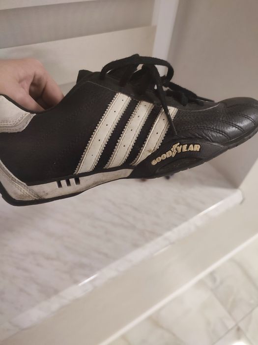 Футбольні кросівки для залу б/у