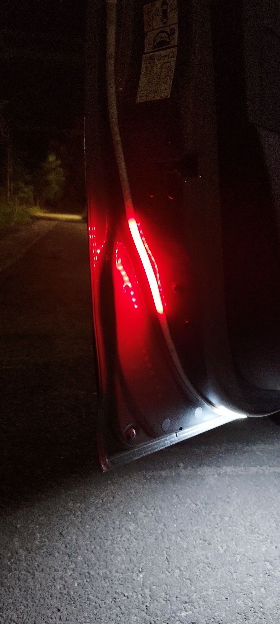 LED oświetlenie ostrzegawcze dzwi zewnętrzne
