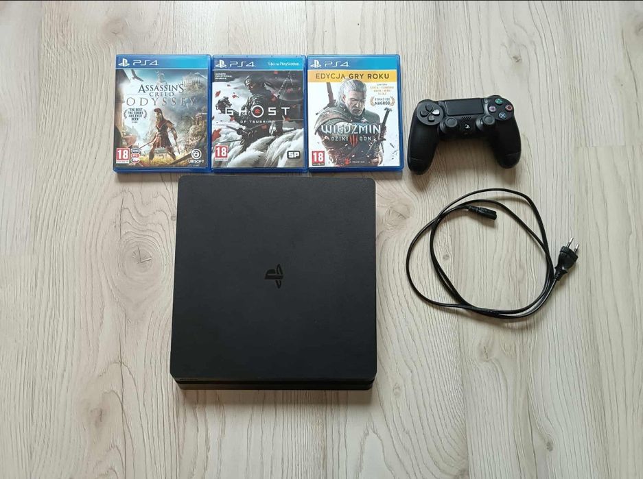 Ps4 Slim 500GB + 3 gry