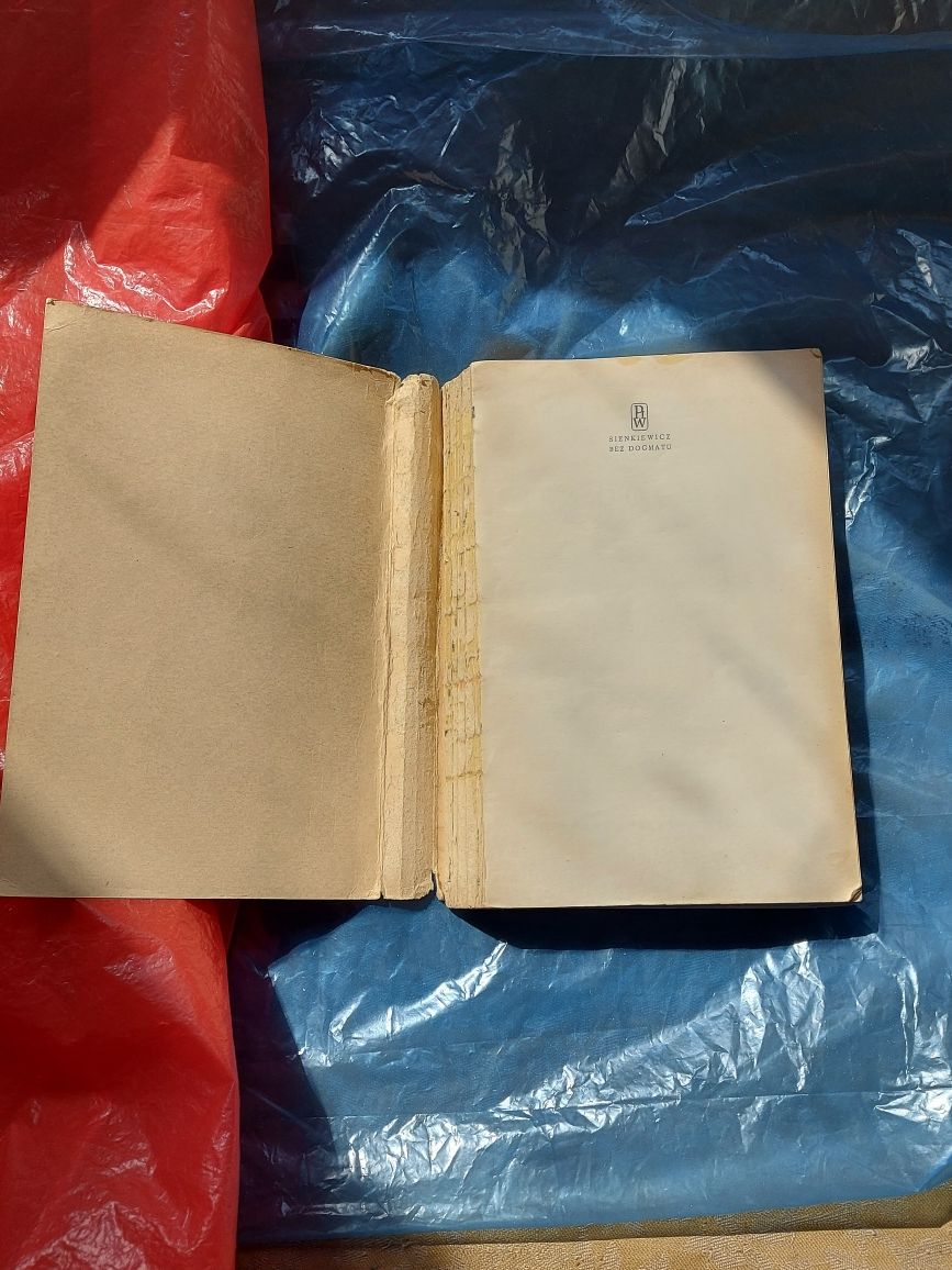 Książka Bez Dogmatu 1957rok