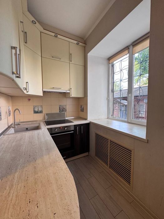 Терміновий продаж 3 х кімнатна квартира у центрі