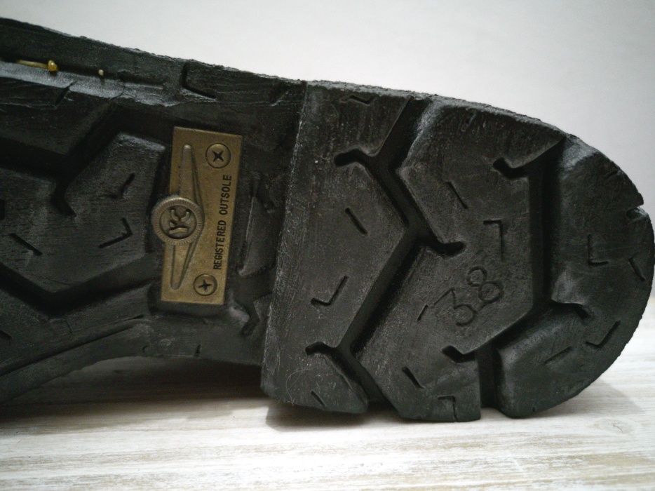 Nº38 Bota Yellow Cab Nova Pele Castanha