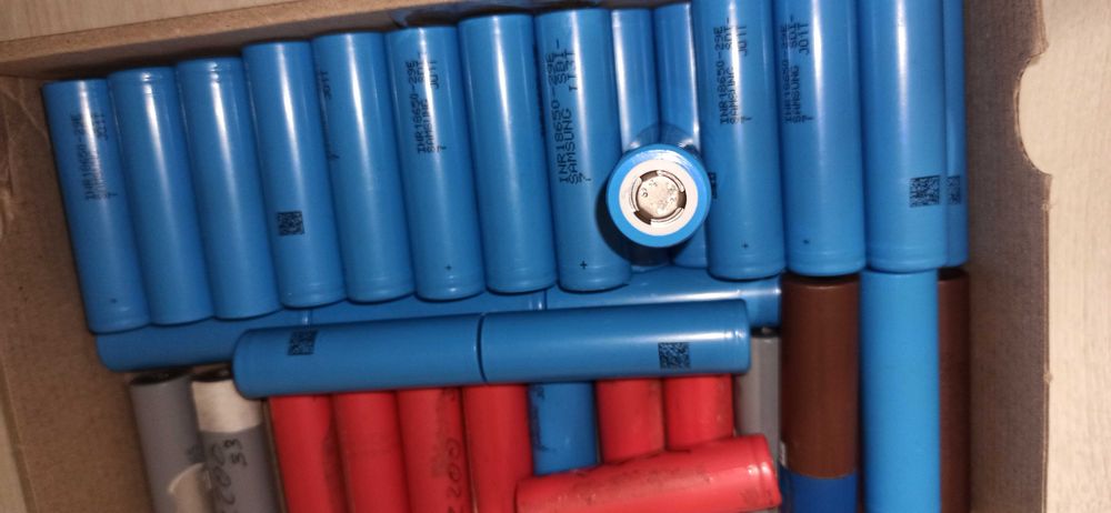 Аккумуляторы INR 18650 Samsung 29E на 2900 мА 7-го поколения