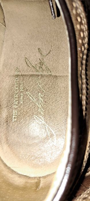 Чоловічі брогі шкіряні