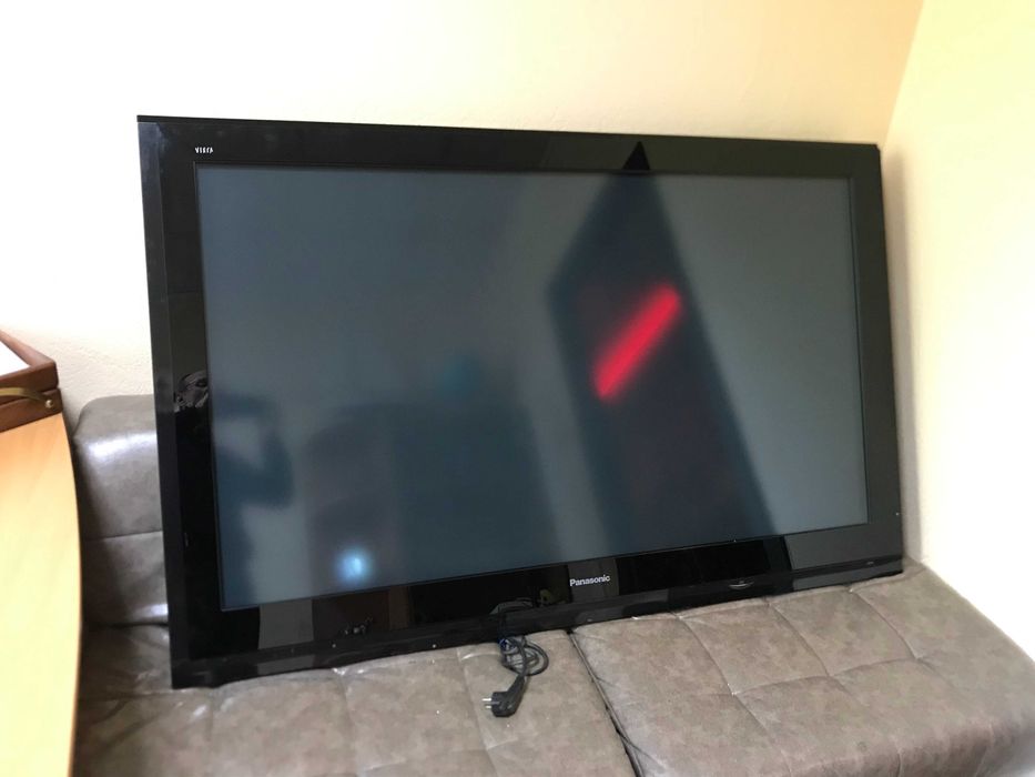 Продам плазму Panasonic Viera TH-58 PZ700E