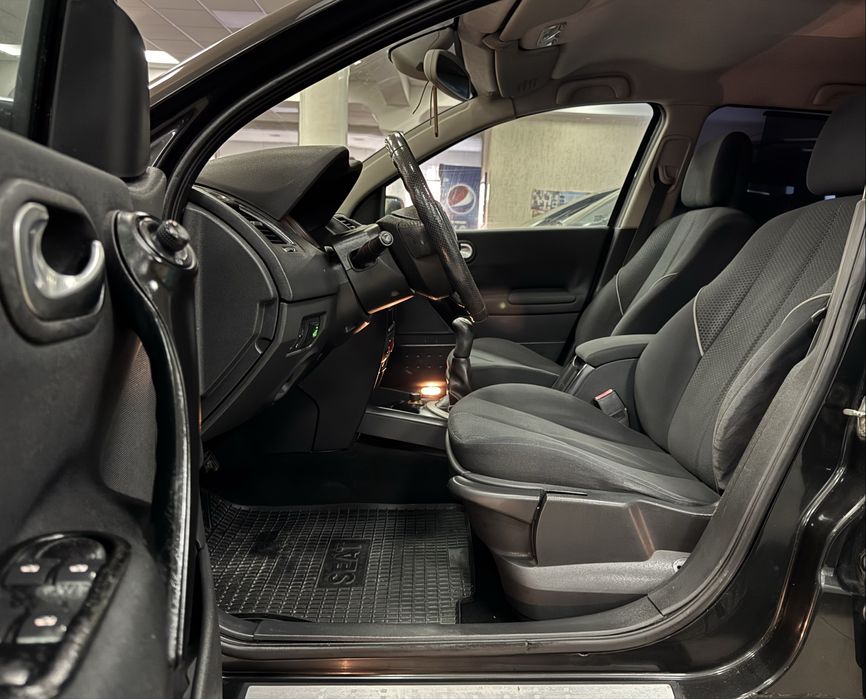 Renault Megane II Grandtour 1.6і 16V 5МКПП 2004 р.в. (113 к.с.)