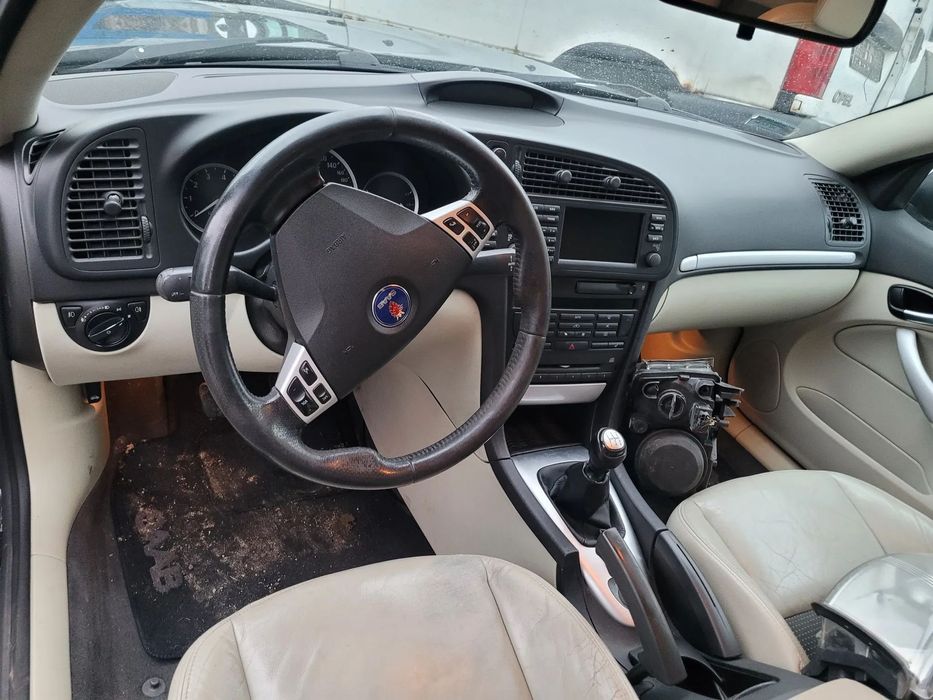 saab 9-3 II fotel kanapa deska kokpit podsufitka boczek podłokietnik licznik panel szyb stacyjka