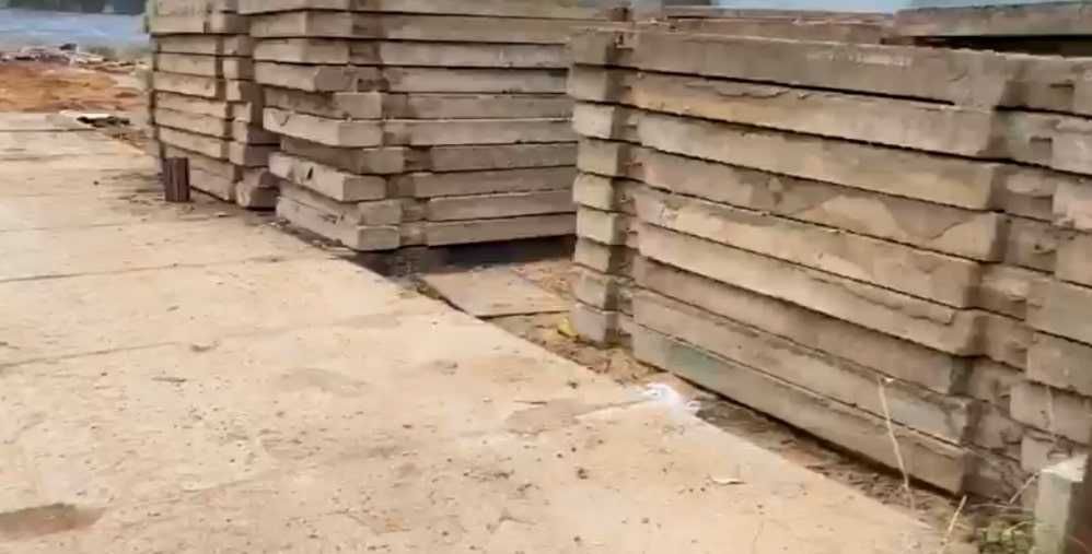 Дорожние плиты / Аэродромные плиты  Дорожні плити ЗБВ б/у ПАГ, ПДН