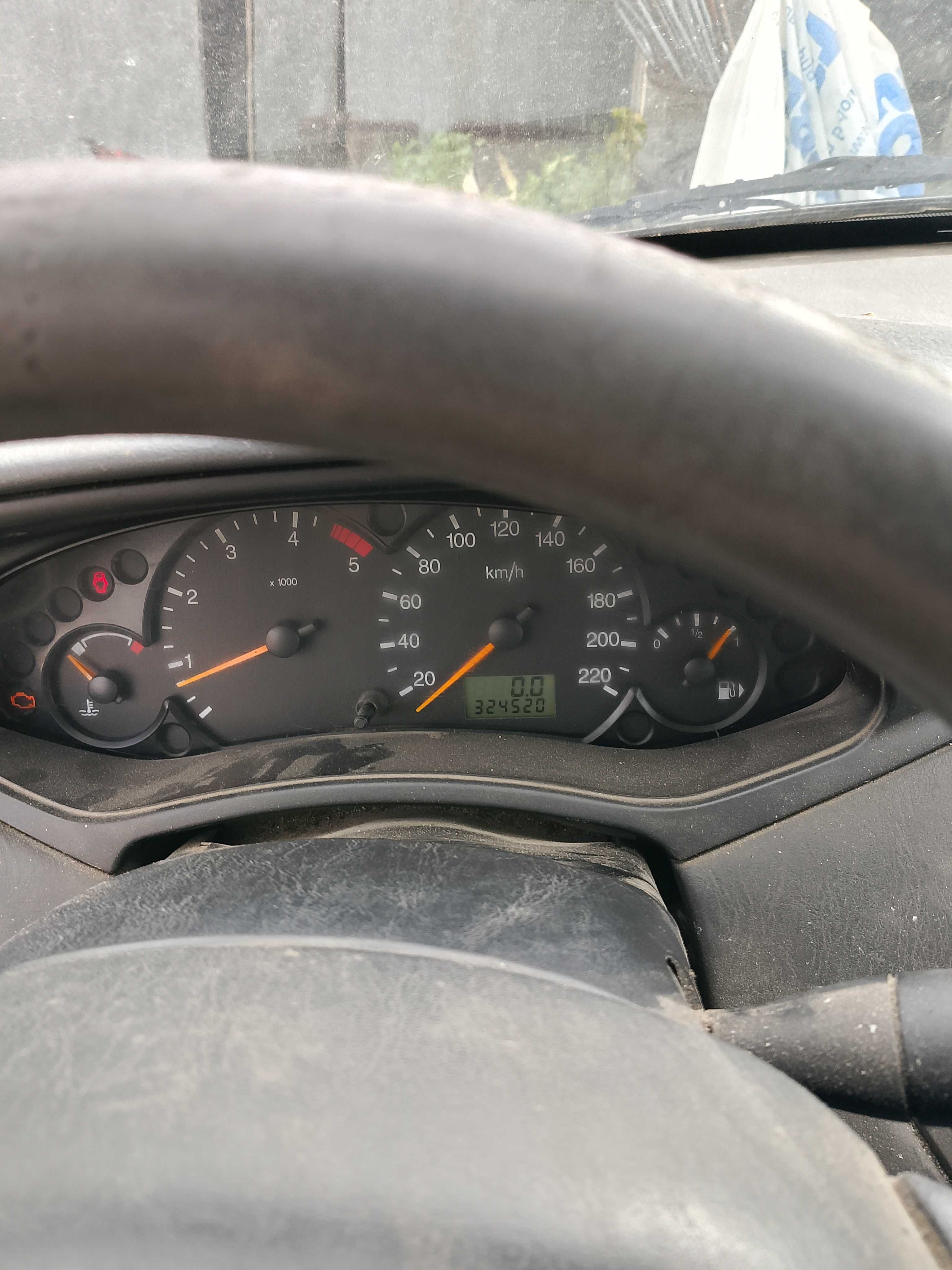 Ford Focus 1.8 TDDi w całości lub na części