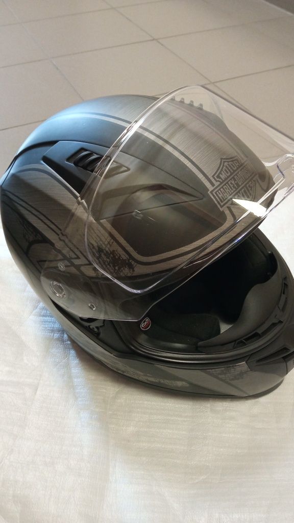 Kask integralny Harley-Davidson, roz M, z blendą.