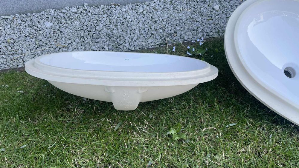 Umywalka podblatowa kolo 55x40 variform