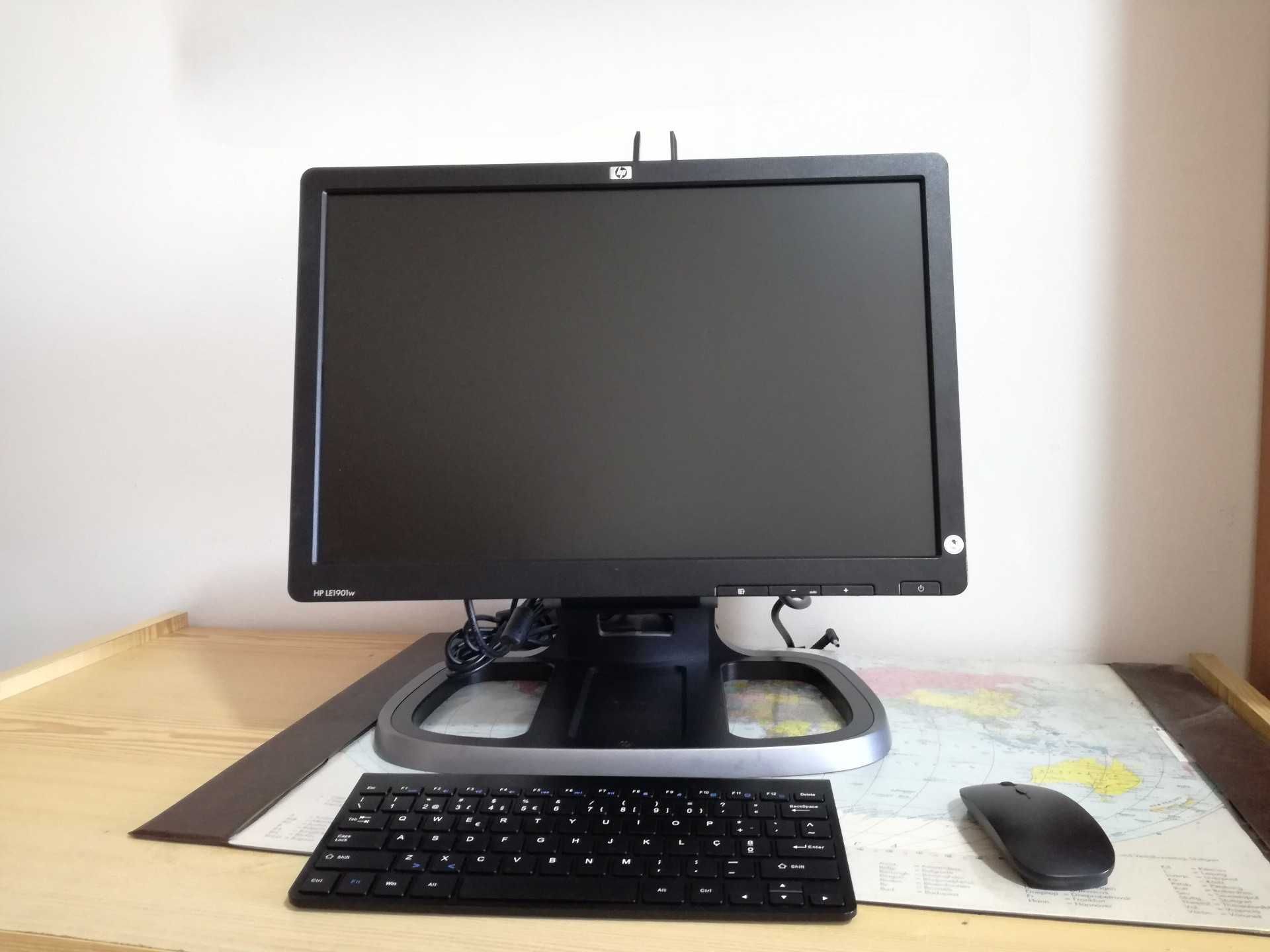 HP ProDesk 600 G1 DM, Intel Core i3, 8GB RAM, HD 500GB + Monitor HP19"