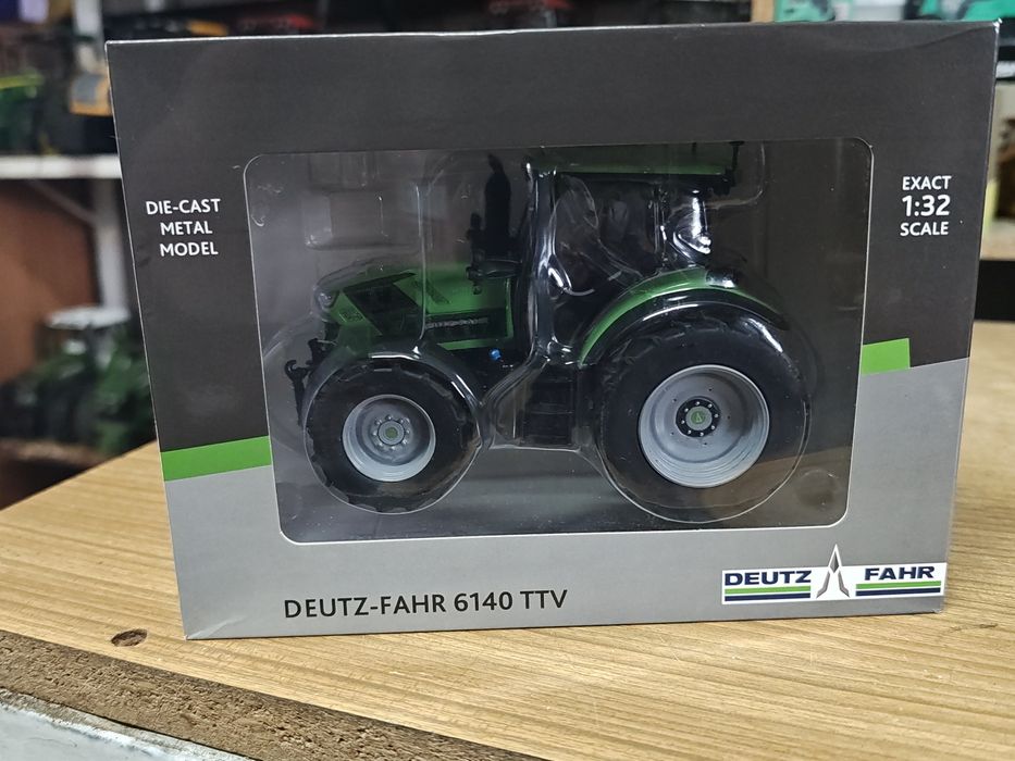 Traktor Deutz Fahr 6140 TTV 1:32 ROS