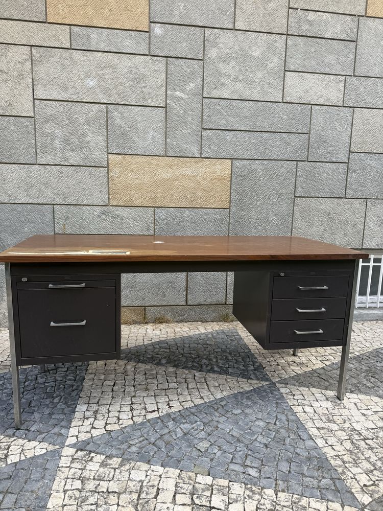 FOC secretaria com gavetas