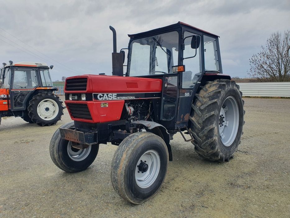 Ciągnik rolniczy Case 585